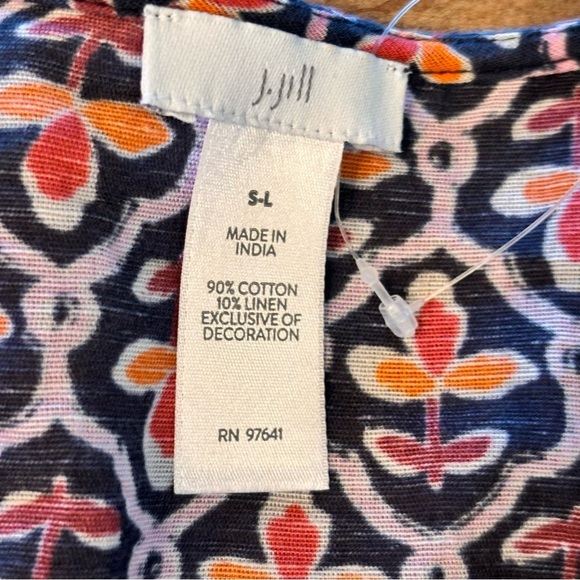 J Jill Linen-Blend Jacket in English Channel Floral Trellis, size S-L, - Picture 4 of 10